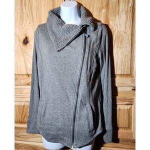 Maurices Asymmetrical Zip Top – Women’s Medium – Sherpa Collar – Gray